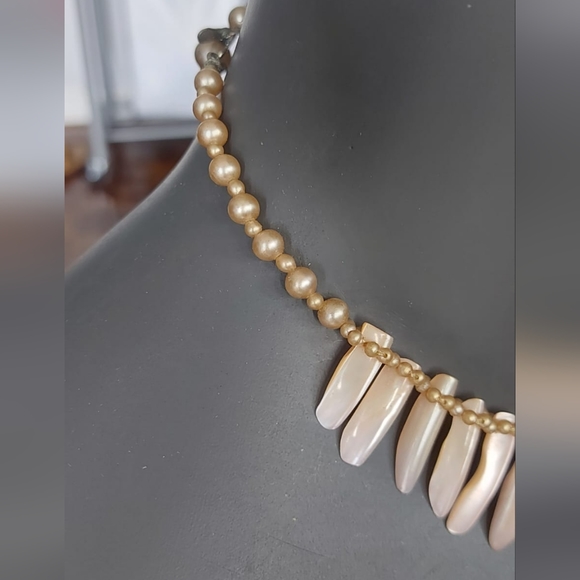 Vintage Necklace Mother of Pearl Bib Statement Silver Tone Jewelry Signed - Picture 7 of 7